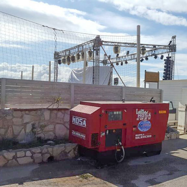 Interruzione dell’alimentazione elettrica aziendale: come gestirlo con il noleggio di un gruppo elettrogeno.